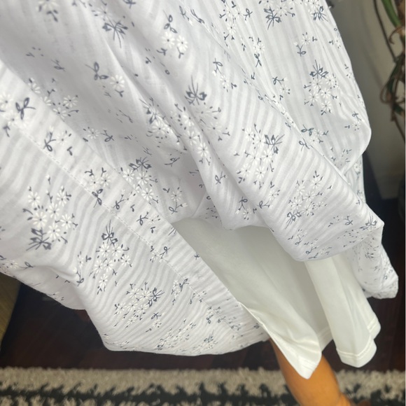 Roolee White Navy Floral Knee Length Modest Dress M - Picture 8 of 14